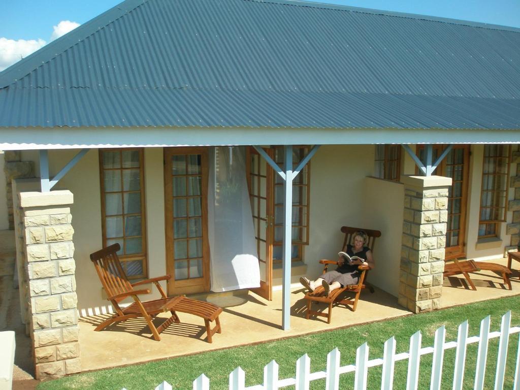 Sandstone Chameleon Guest House Fouriesburg Buitenkant foto